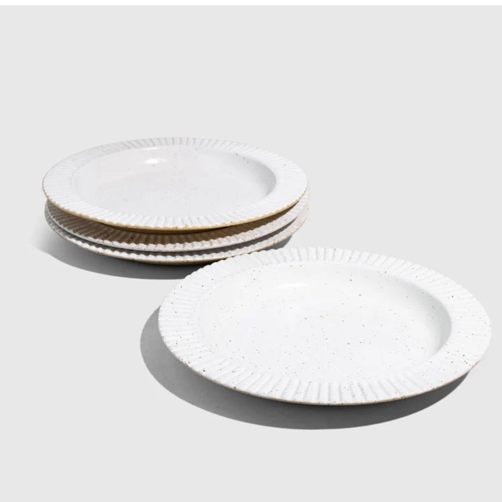 BRAND NEW-Stoneware Stackable Plate - Set of 4 - Picture 2 of 4